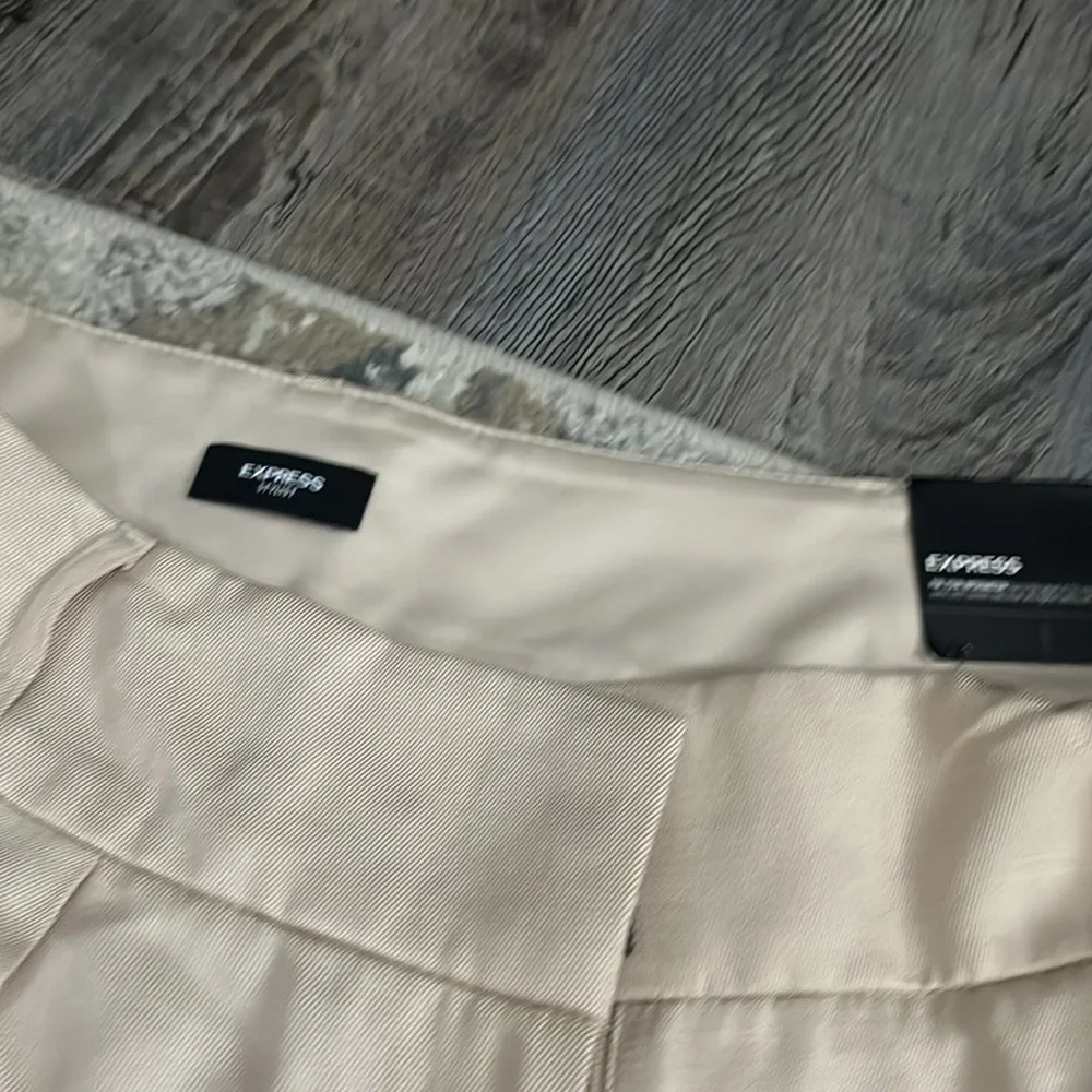 Express shorts - Picture 3 of 6